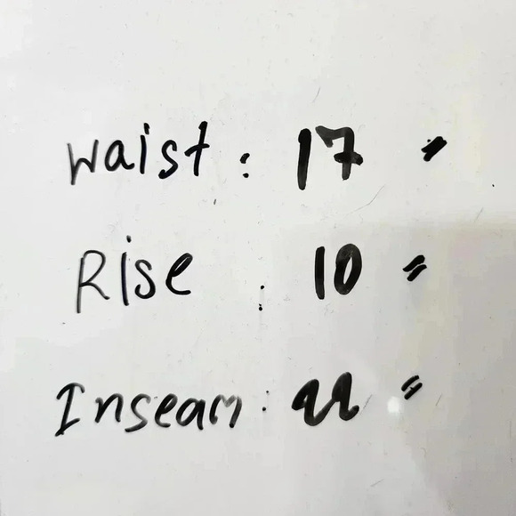 Kanar Rayon Blend Floral Printed Black Elastic Waist Pull On Women's Capris 14 - Picture 4 of 7